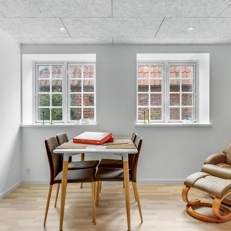 Hébergement de vacances Pet Friendly In With Kitchen *